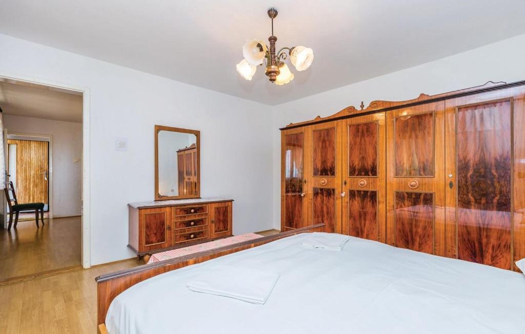 Apartment Tina Sveti Juraj セニ エクステリア 写真